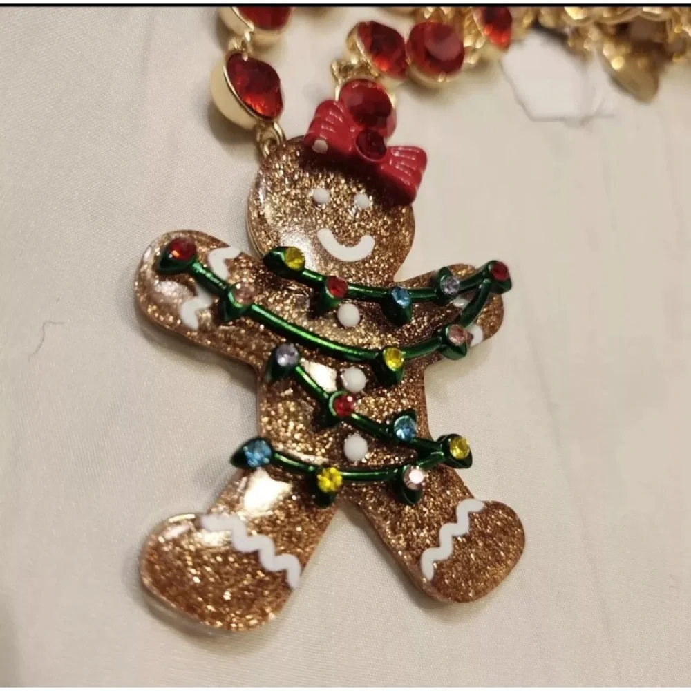 BETSEY JOHNSON SET Christmas Gingerbread in Lights Earrings Necklace Brooch NWT - Picture 8 of 16